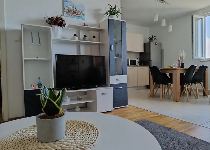 Veske Apartman Makarska