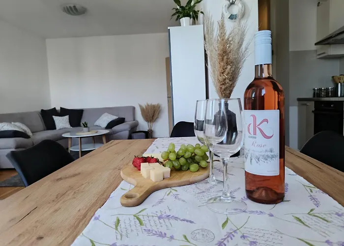 Veske Apartman Makarska